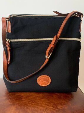 Dooney & Bourke Women's Handbag Nylon Crossbody